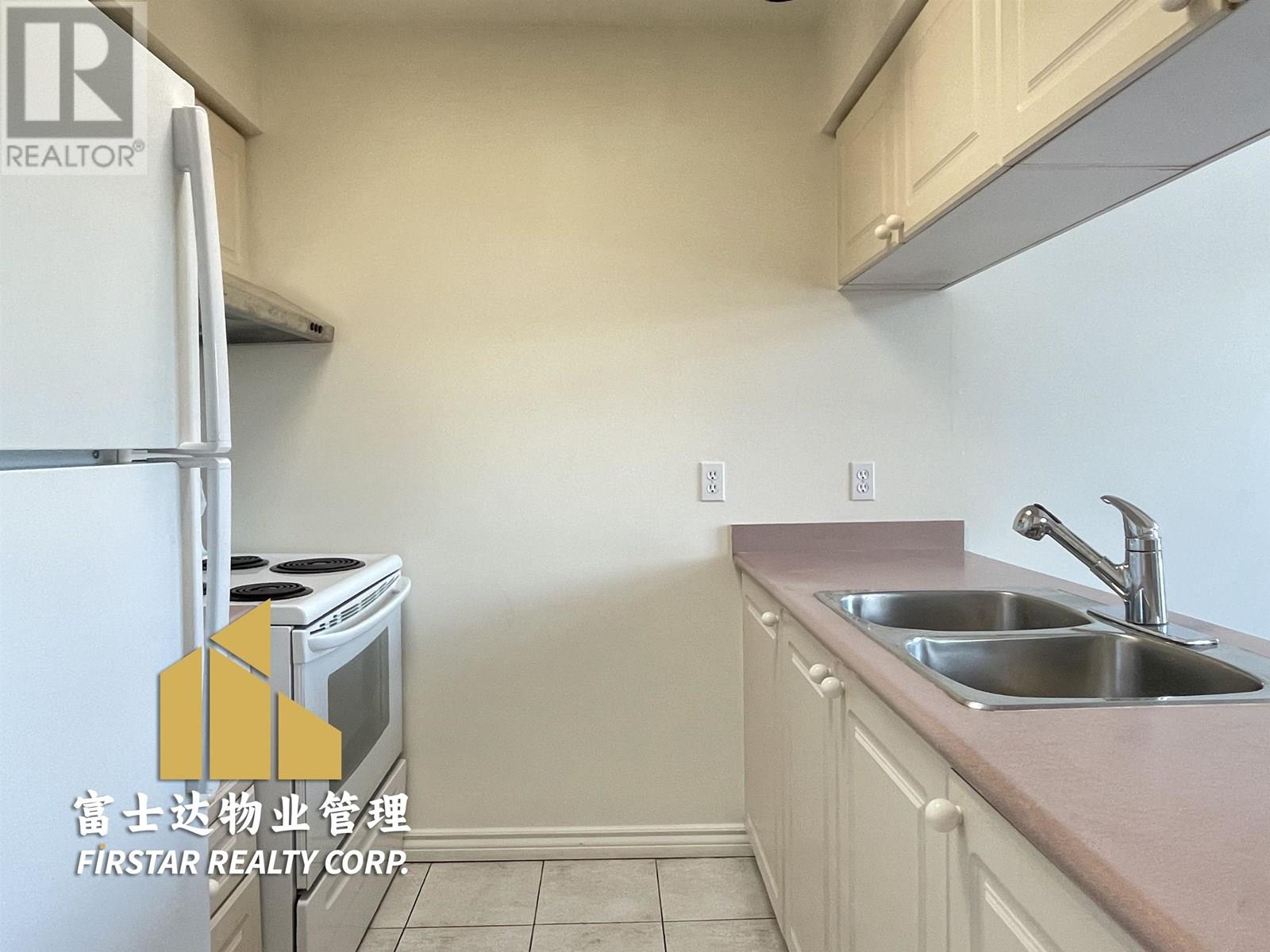 Photo 5 of 4 Xx 4950 Joyce Street, Vancouver BC
