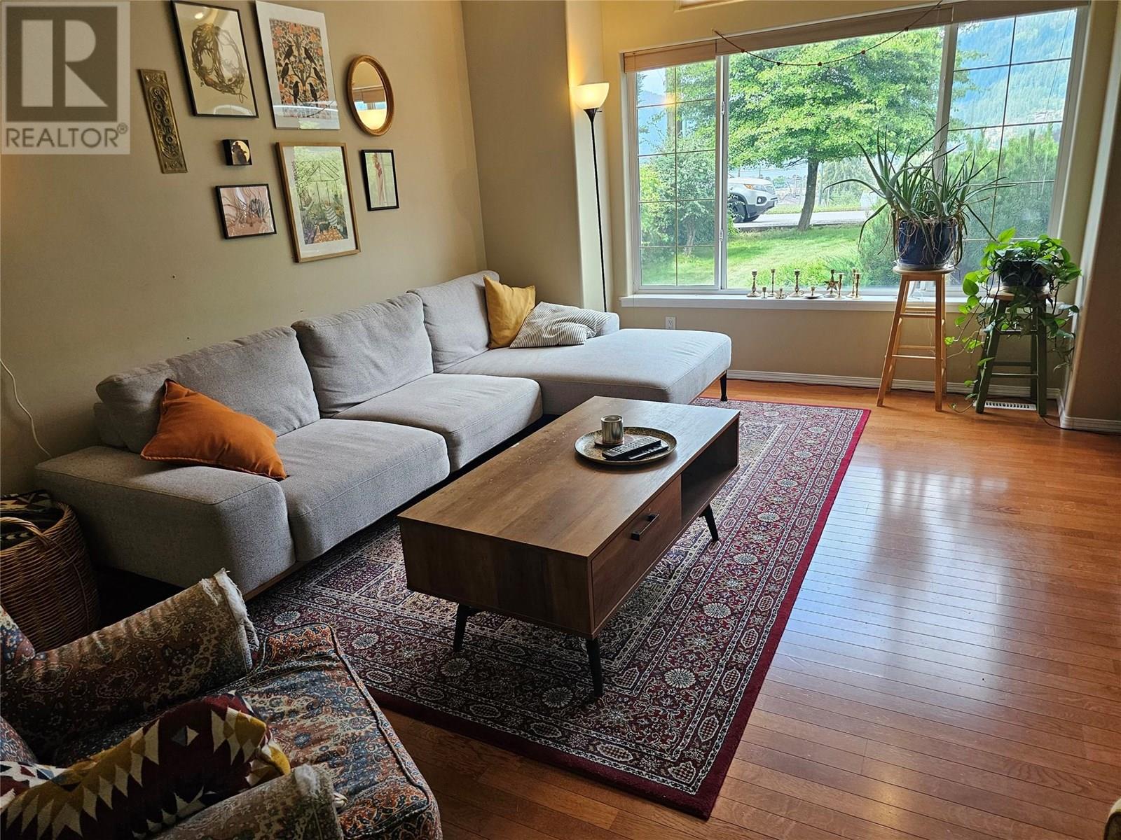 Photo 2 of 410 Fifth Street, Nelson BC