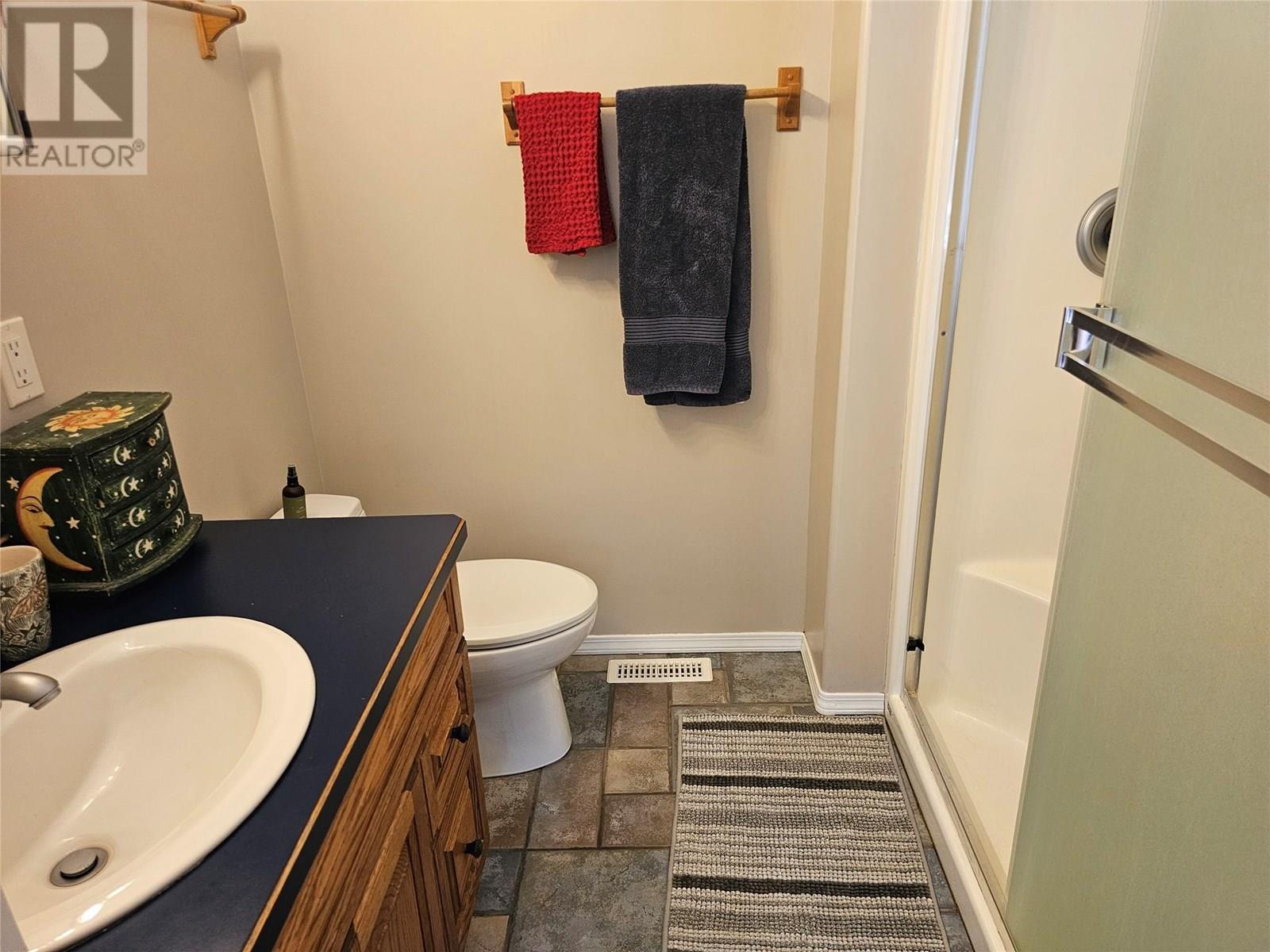 Photo 13 of 410 Fifth Street, Nelson BC