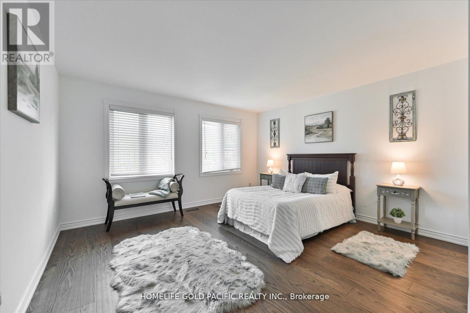 Photo 29 of 81 Clarinda Drive, Toronto ON