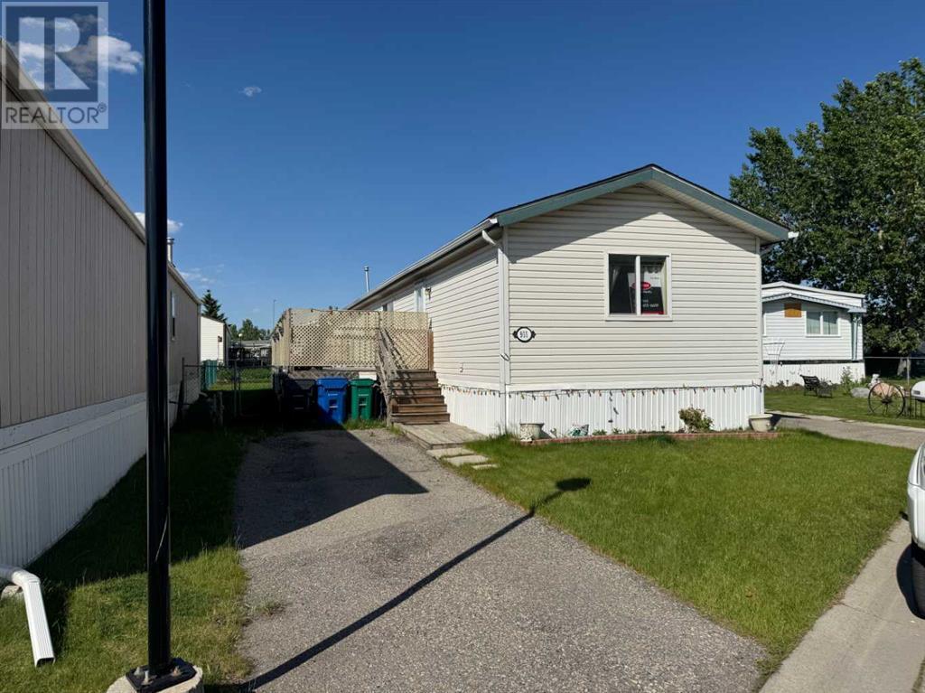911, 1101 84 Street NE, Calgary, Alberta
