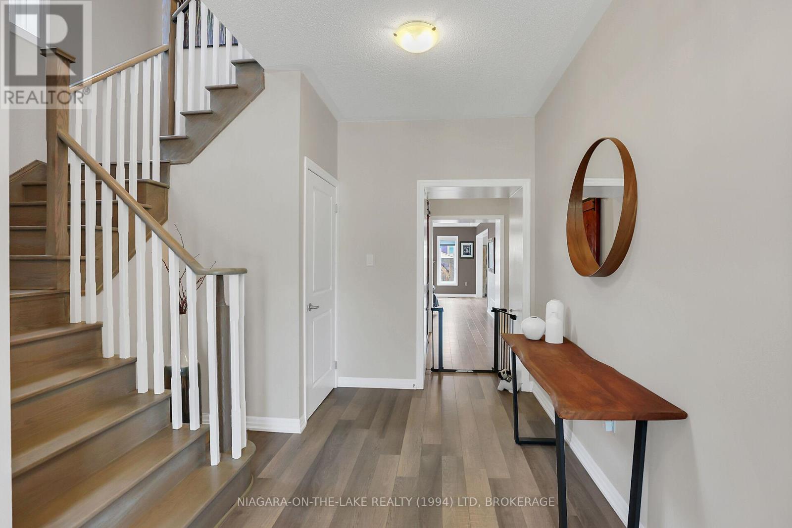 Photo 5 of 7 Cannery Drive, Niagaraonthelake ON