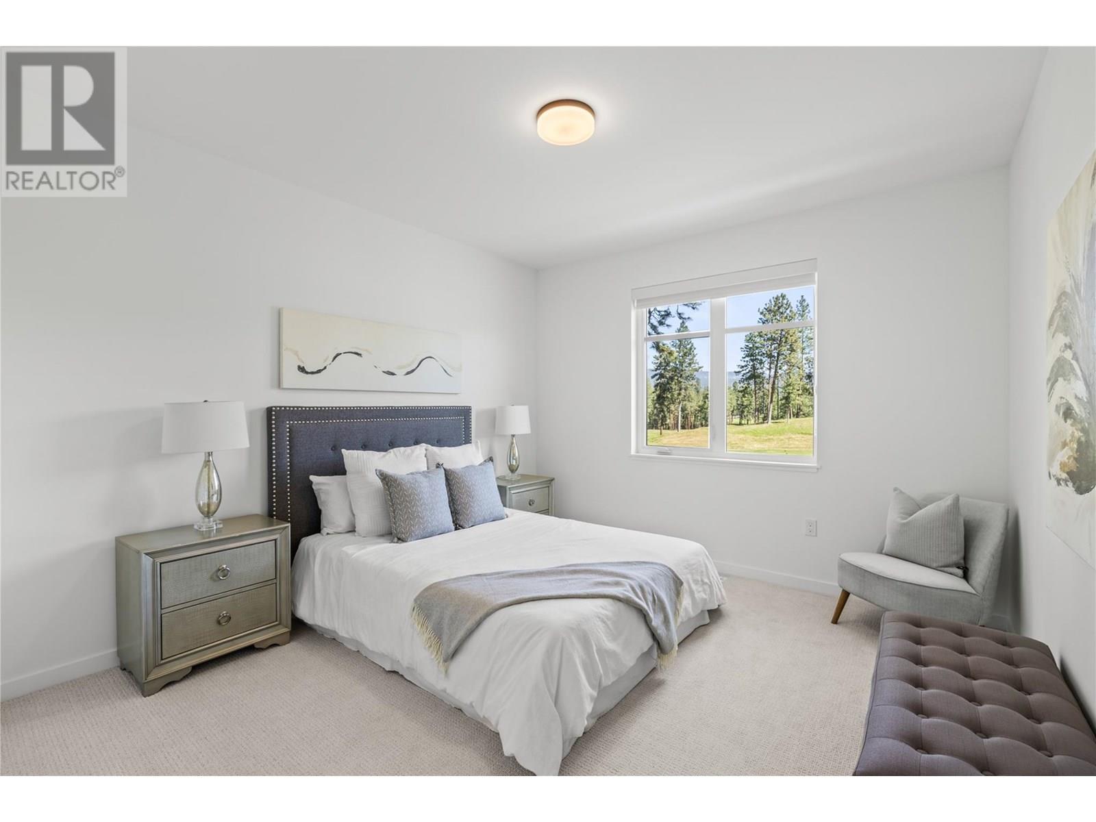 10 1979 Country Club Drive, Kelowna