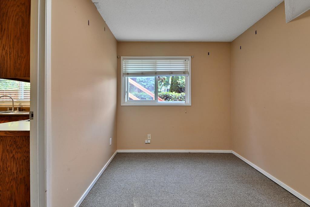 Photo 38 of 6027 Morgan Drive, Surrey BC