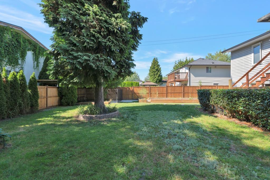 Photo 12 of 6027 Morgan Drive, Surrey BC