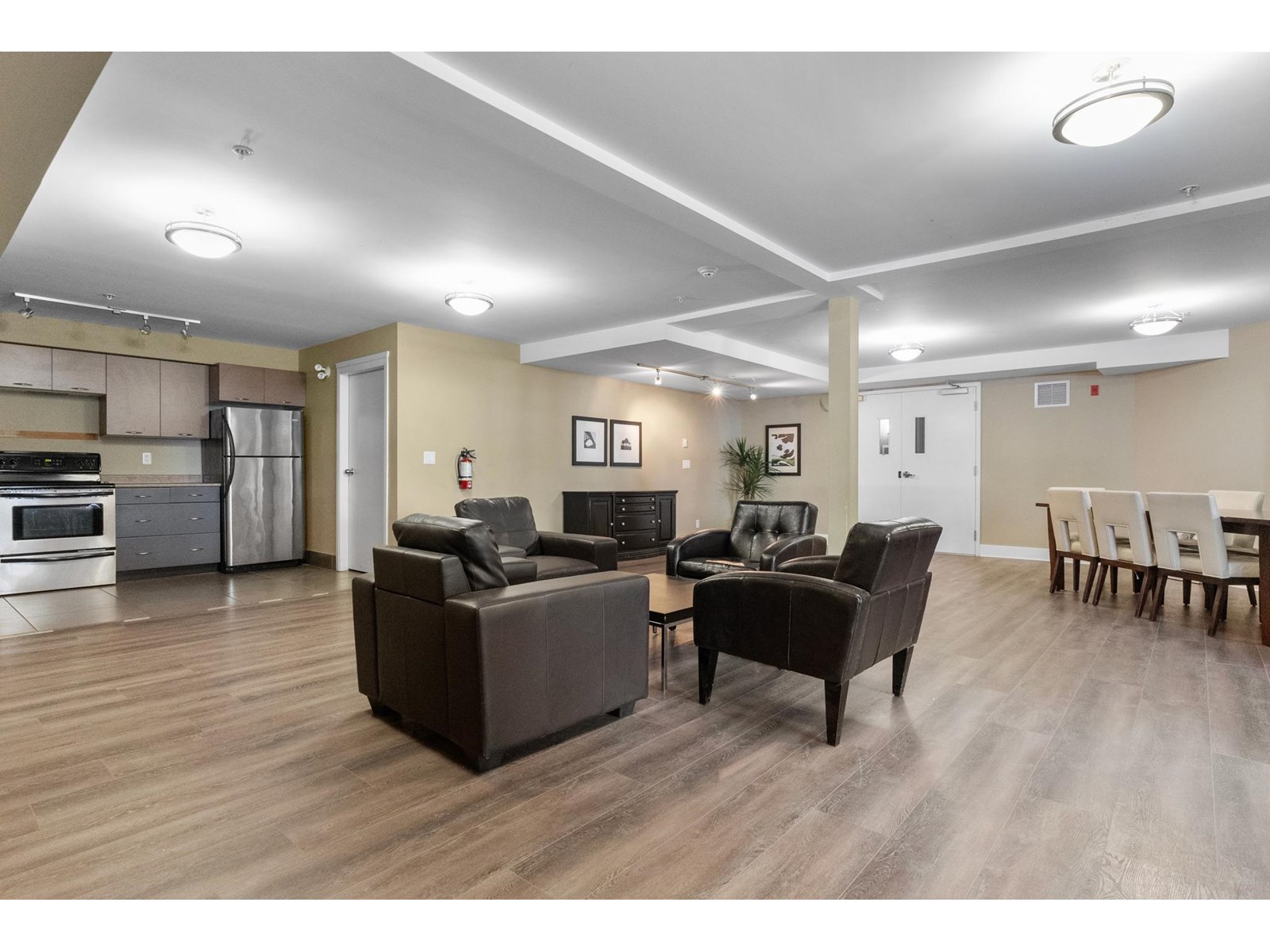 Photo 10 of 210 2233 Mckenzie Road, Abbotsford BC