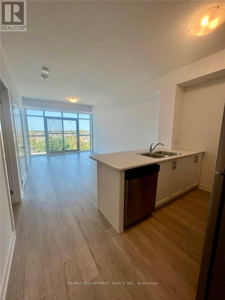 Photo 15 of 703 460 Dundas Street E, Hamilton ON