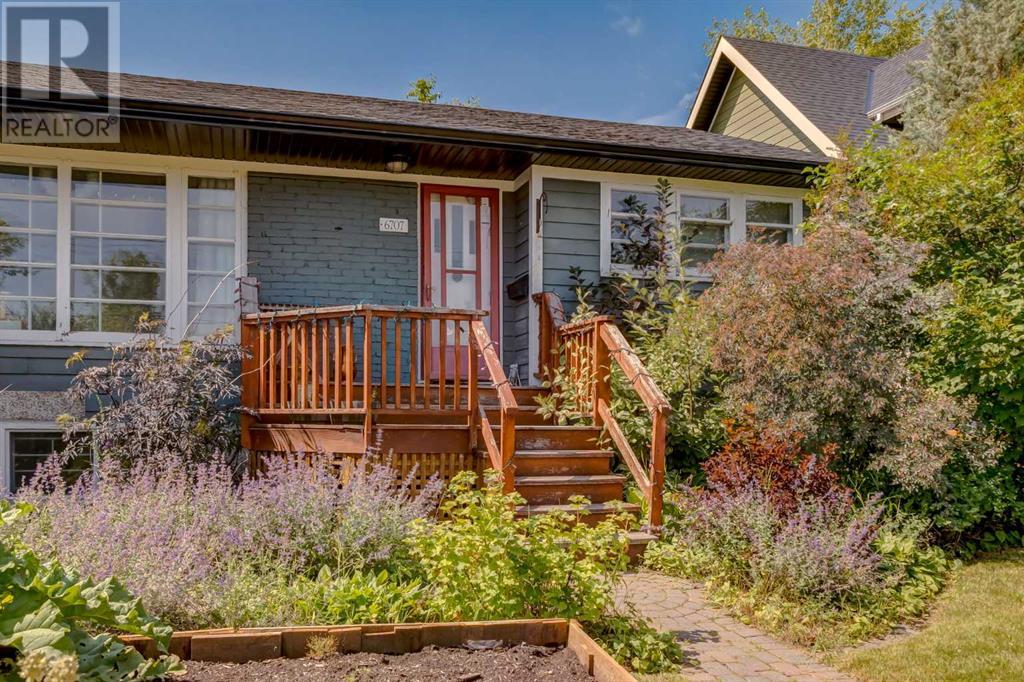 Single Family House Bungalow for Sale in  Bow Crescent NW Bowness Calgary 
