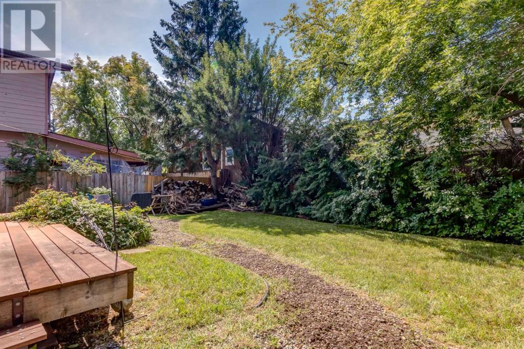 Single Family House Bungalow for Sale in  Bow Crescent NW Bowness Calgary 