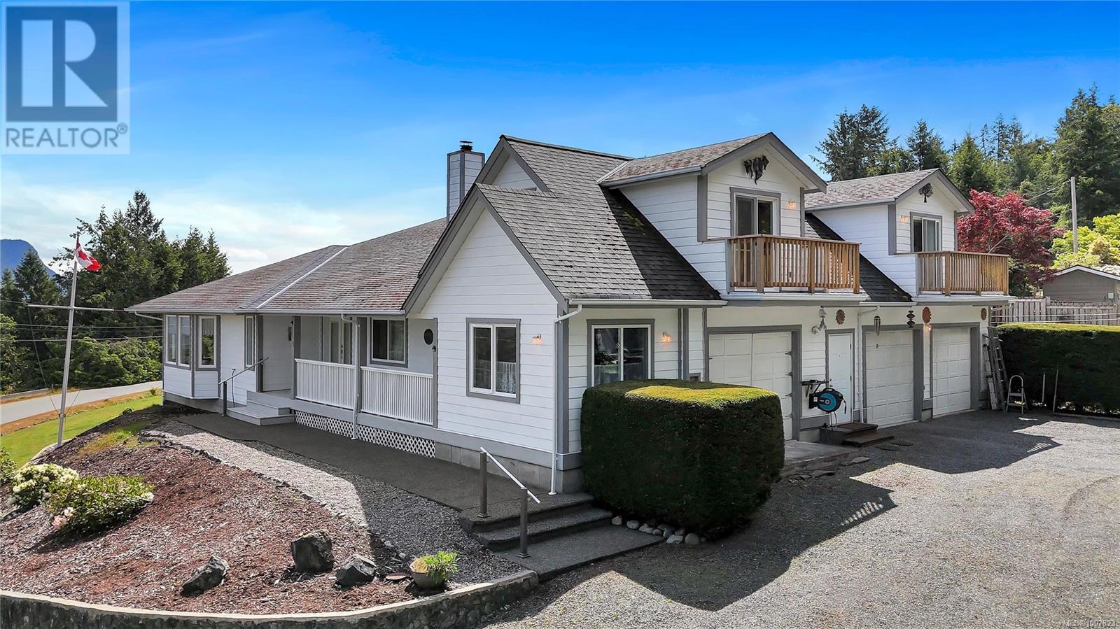 Photo 3 of 6572 Birds Eye Dr, Duncan BC