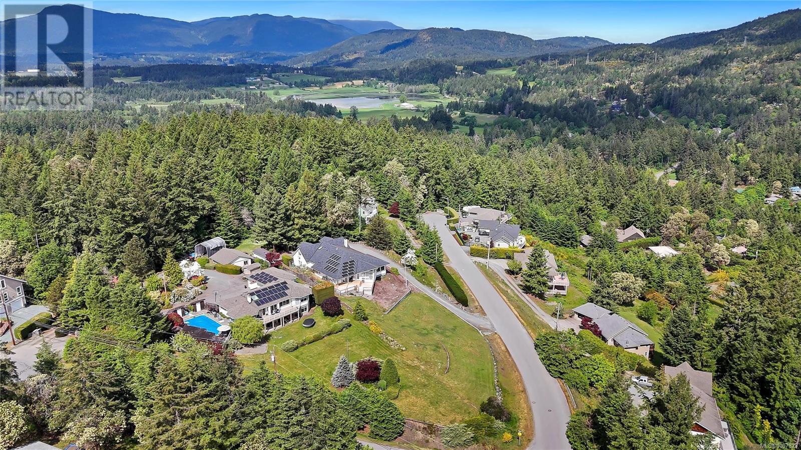 Photo 58 of 6572 Birds Eye Dr, Duncan BC