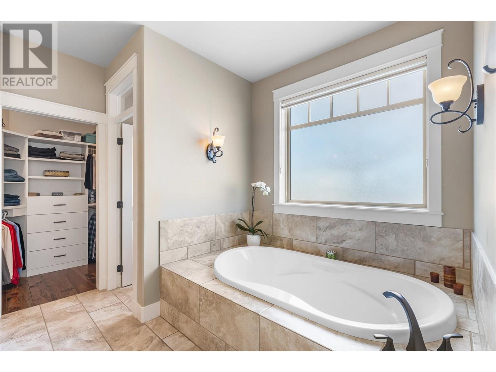 Photo 20 of 5090 Twinflower Crescent, Kelowna BC