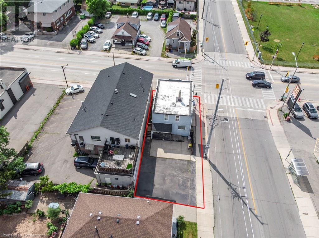Photo 24 of 124 Parkdale Avenue N, Hamilton ON