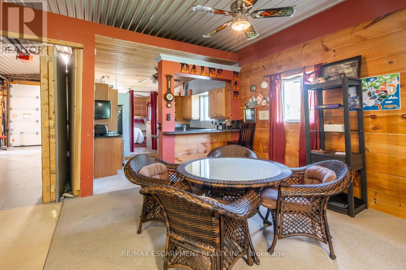 Photo 18 of 2172 Centre Road, Hamilton ON