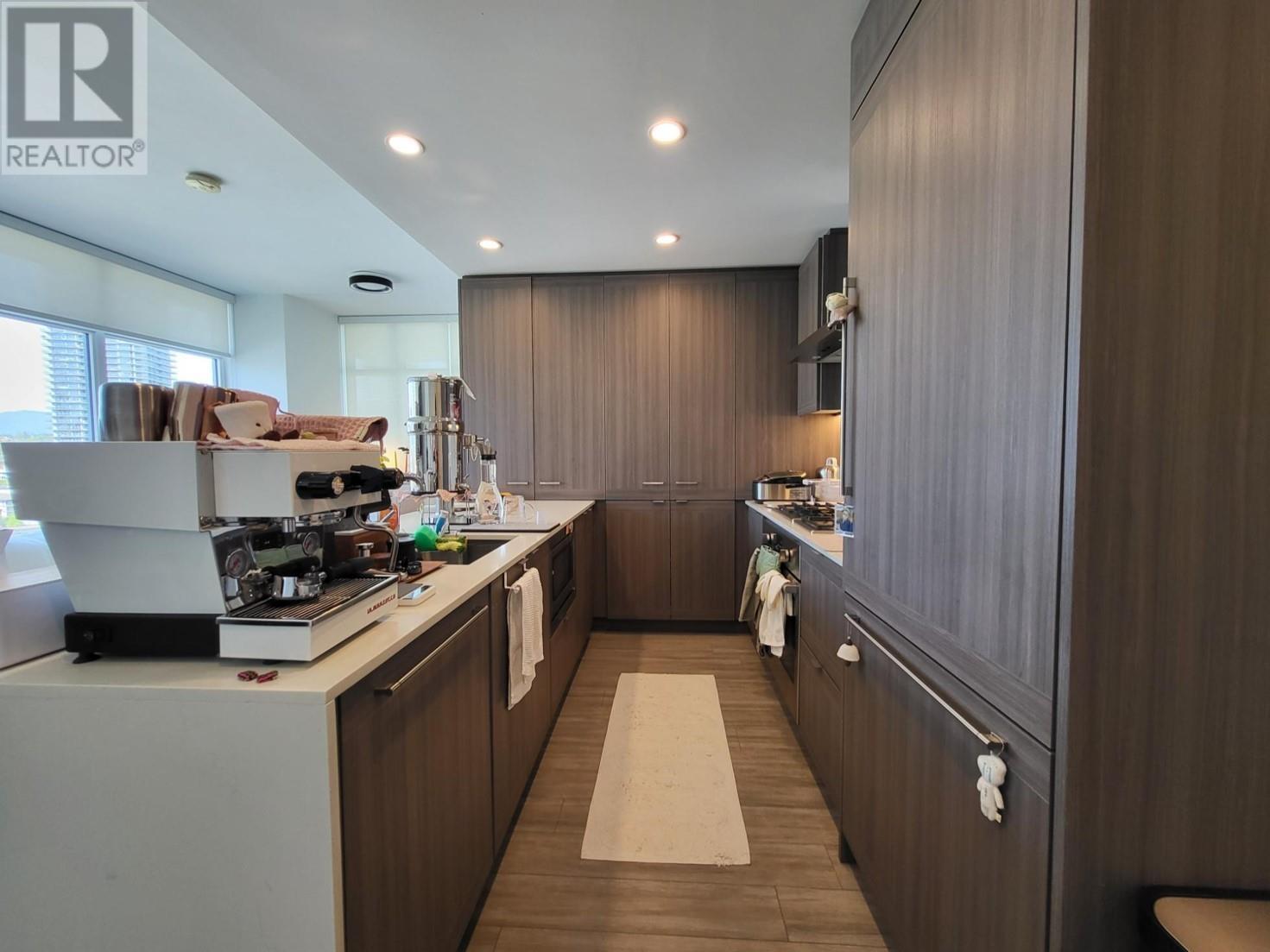 Photo 10 of 2105 2311 Beta Avenue, Burnaby BC