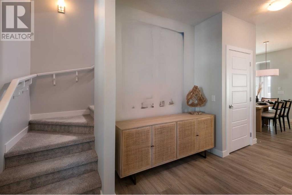 Photo 2 of 129 Hotchkiss Way Se, Calgary AB