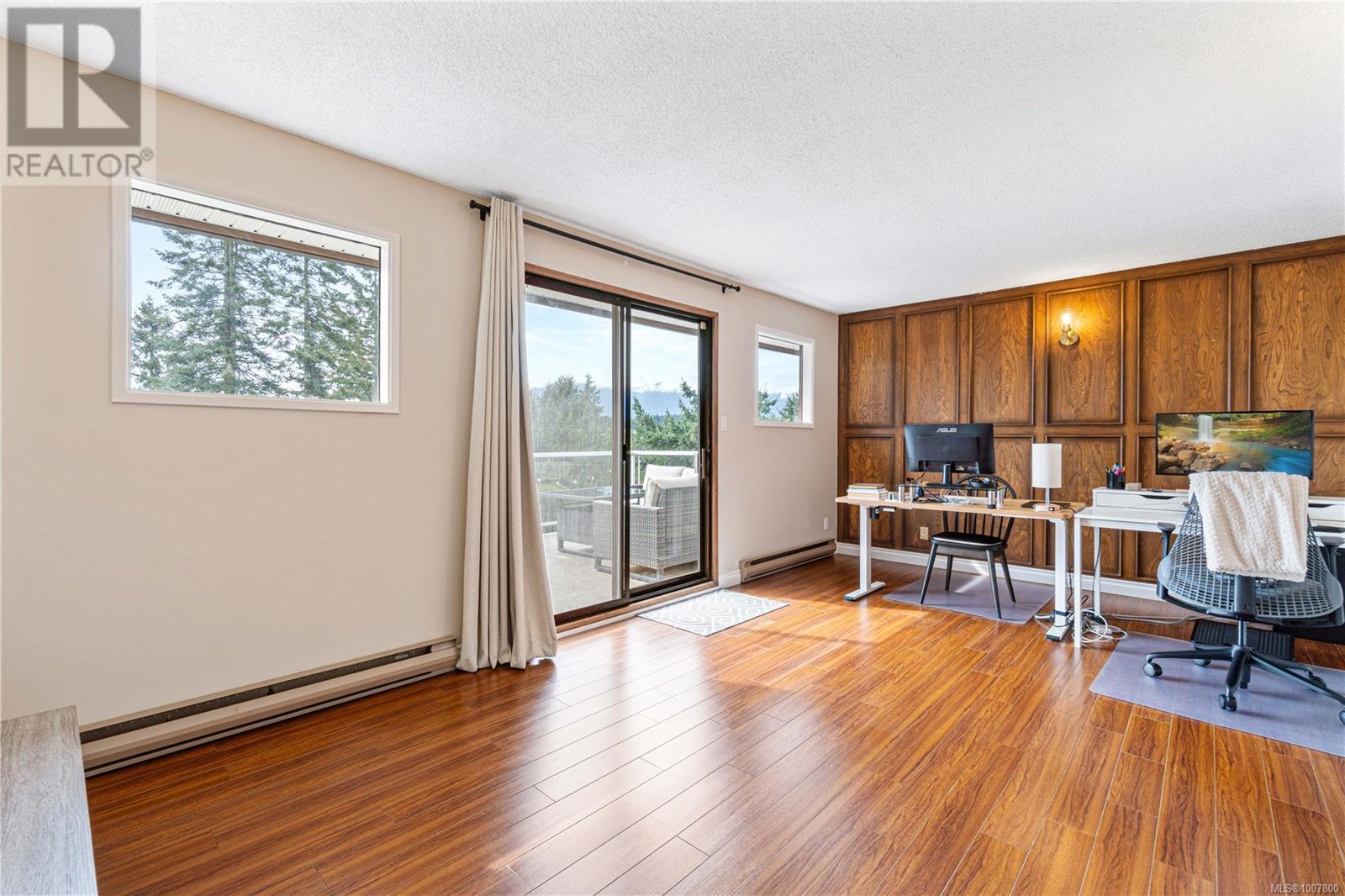 Photo 51 of 3270 Smugglers Hill Dr, Nanaimo BC