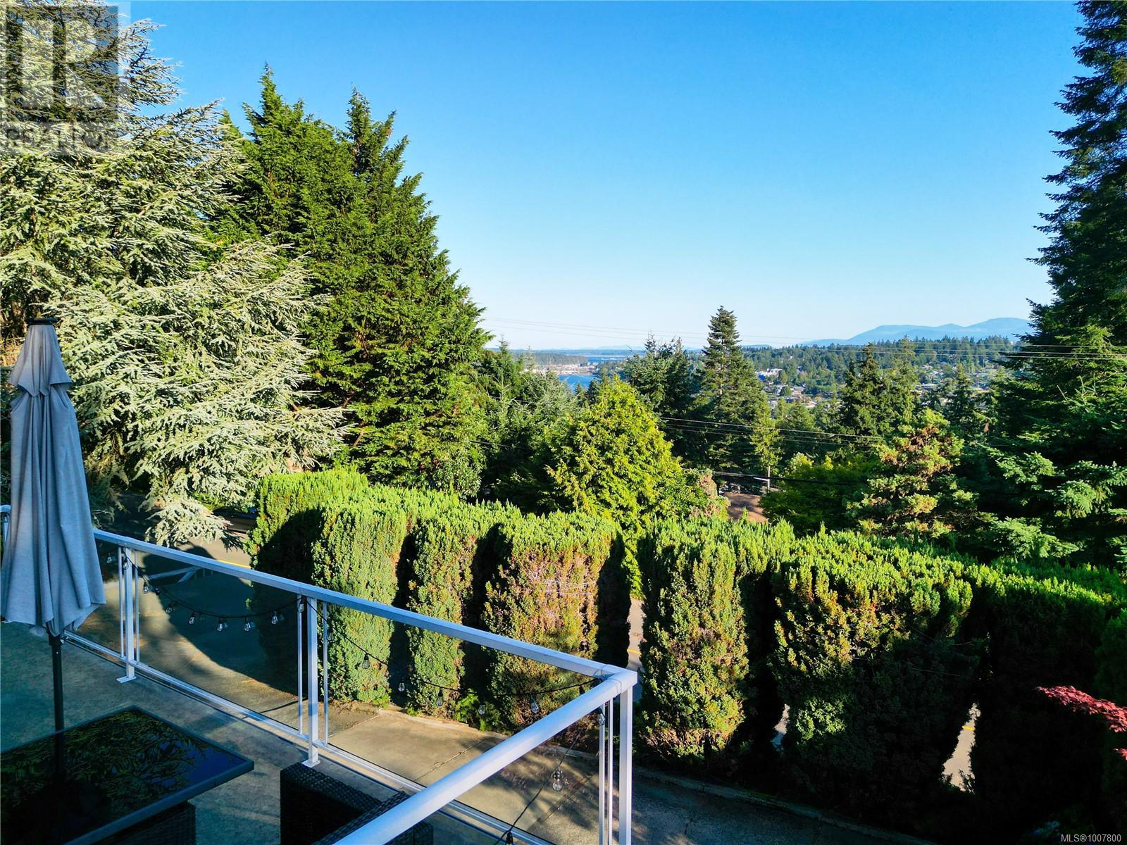 Photo 35 of 3270 Smugglers Hill Dr, Nanaimo BC