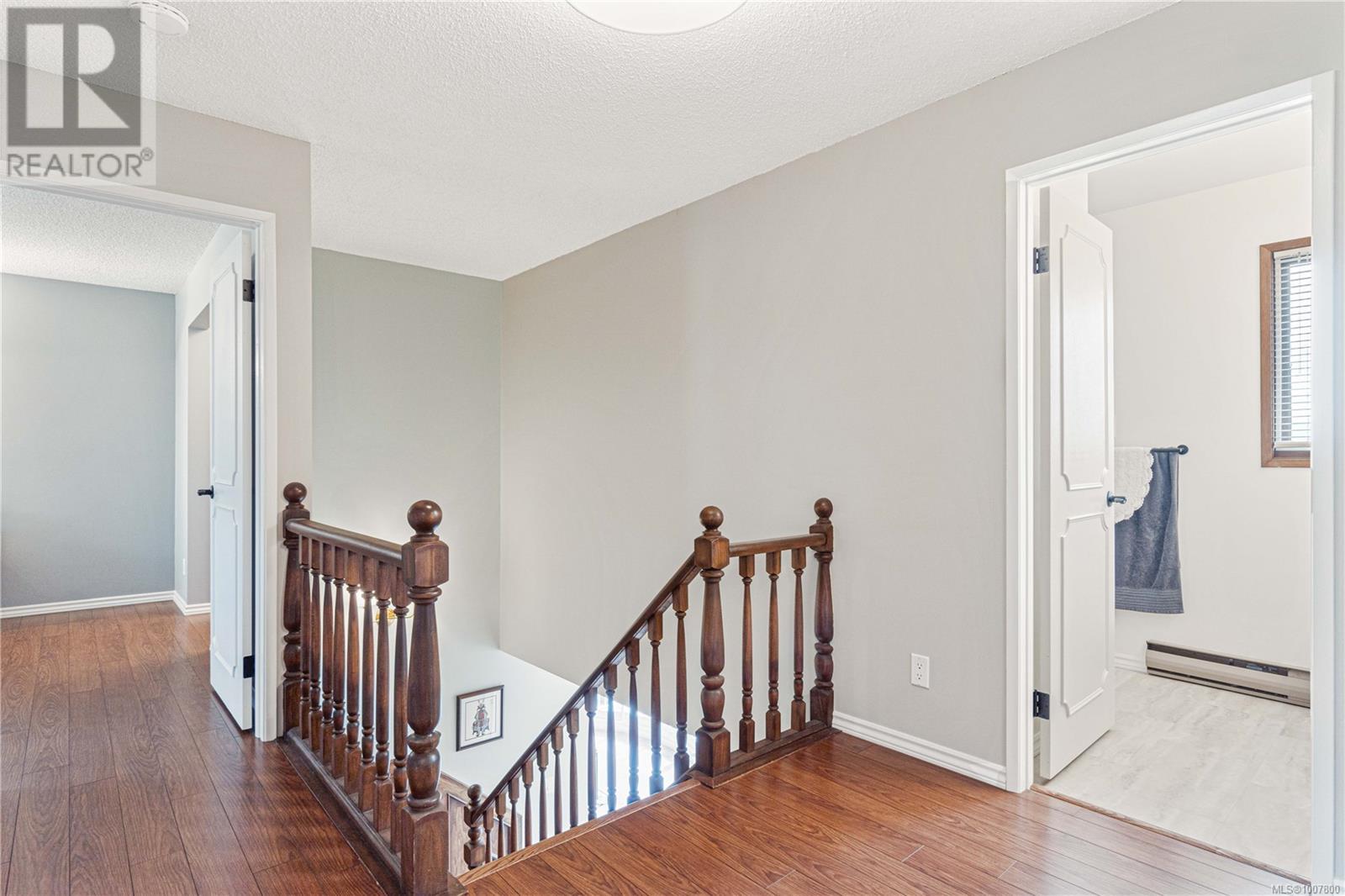 Photo 10 of 3270 Smugglers Hill Dr, Nanaimo BC