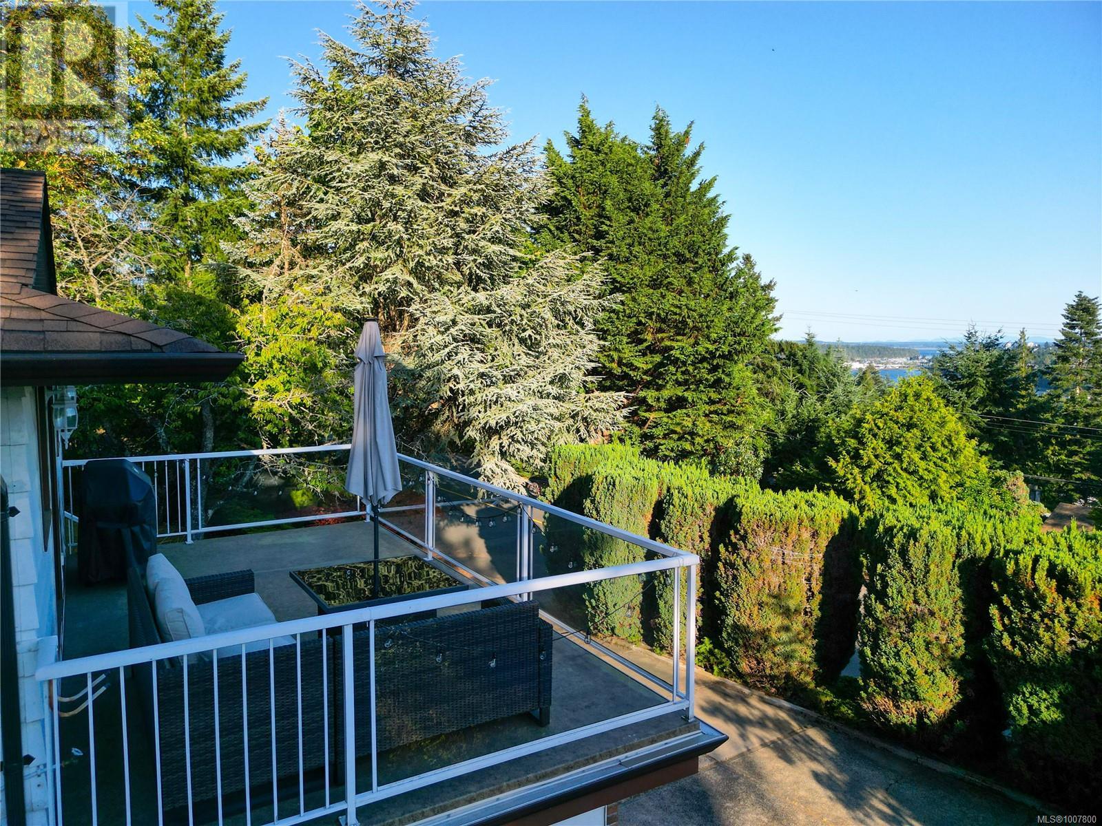 Photo 1 of 3270 Smugglers Hill Dr, Nanaimo BC