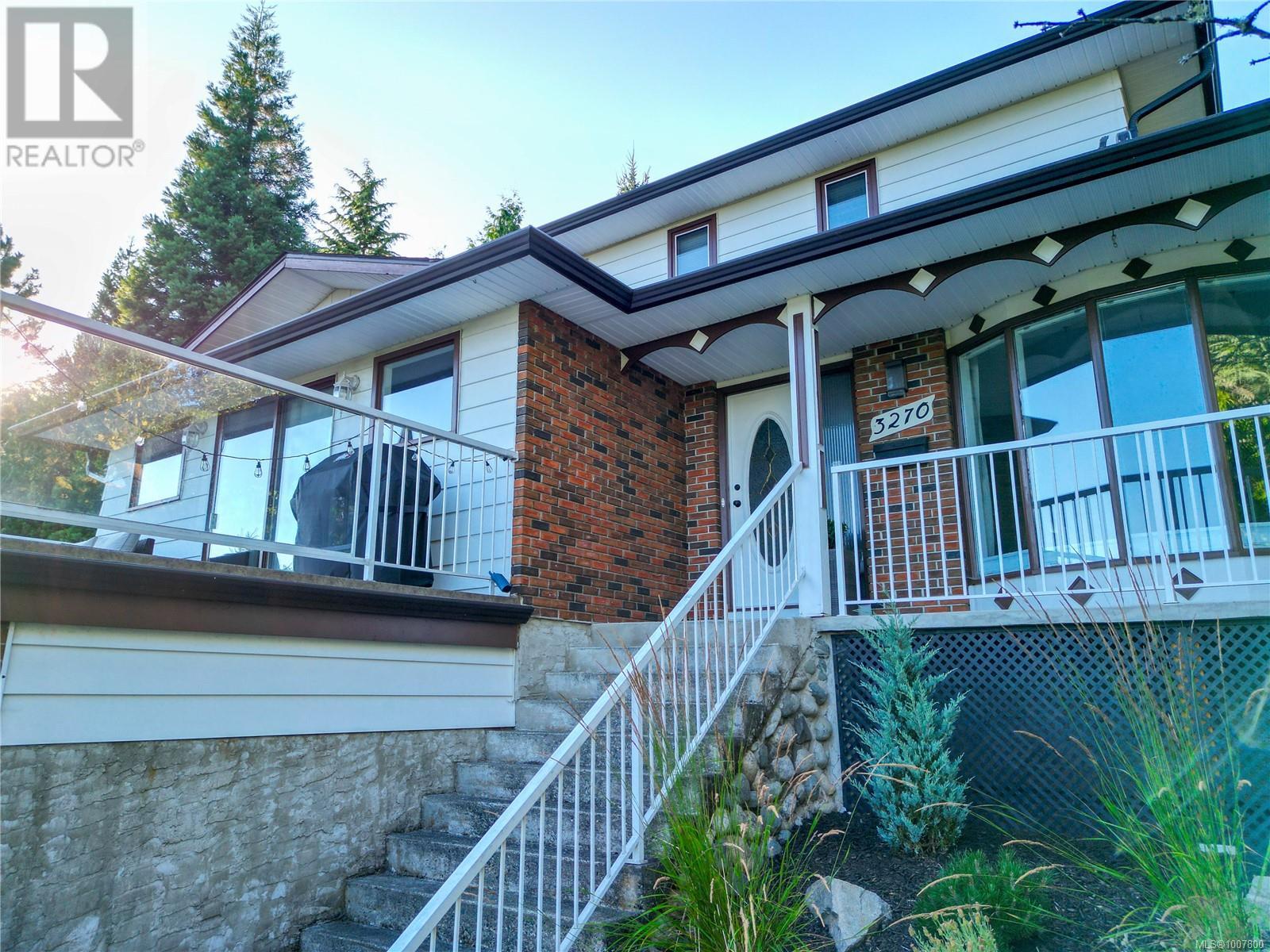 Photo 5 of 3270 Smugglers Hill Dr, Nanaimo BC