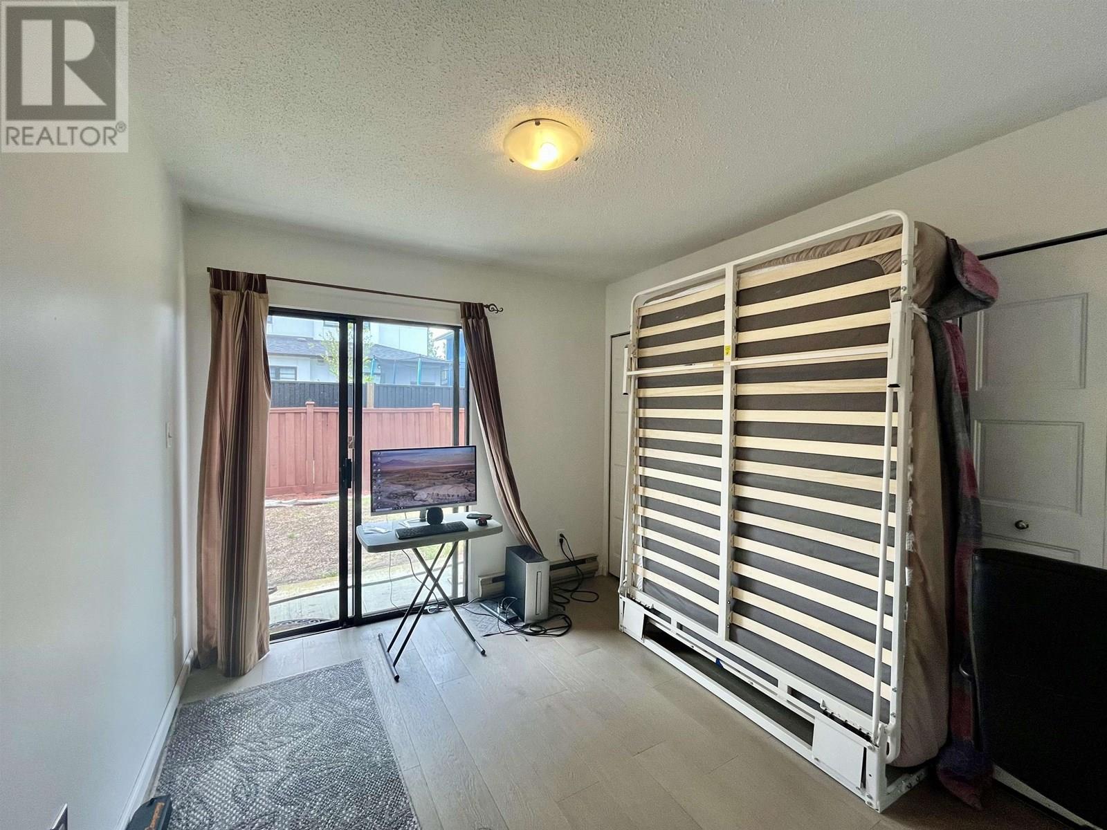 Photo 4 of 11622 Kingsbridge Drive, Richmond BC