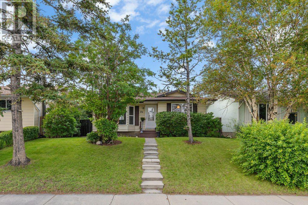 24 Dovely Way SE, Calgary, Alberta