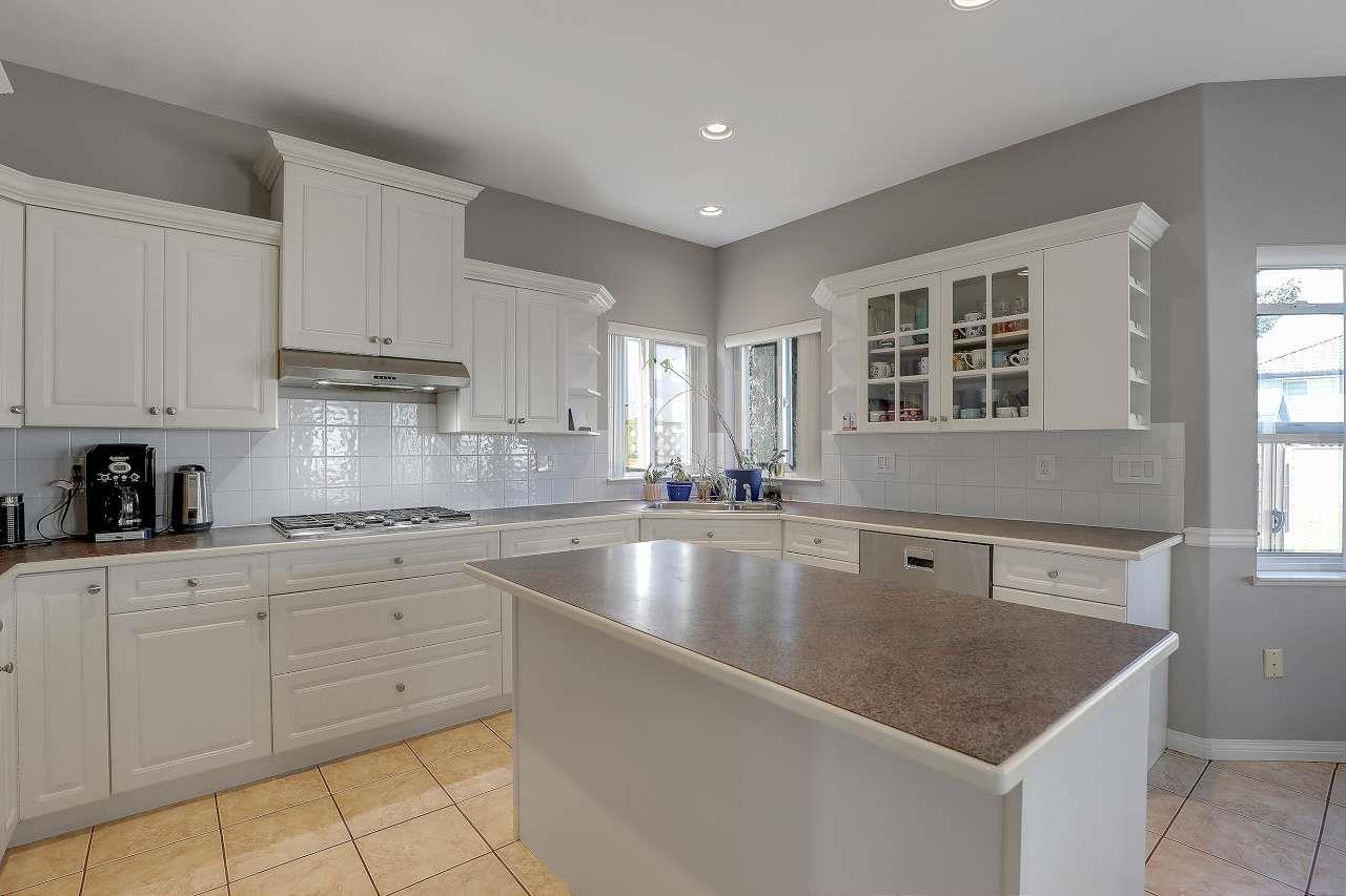 Photo 8 of 16865 80 Avenue, Surrey BC