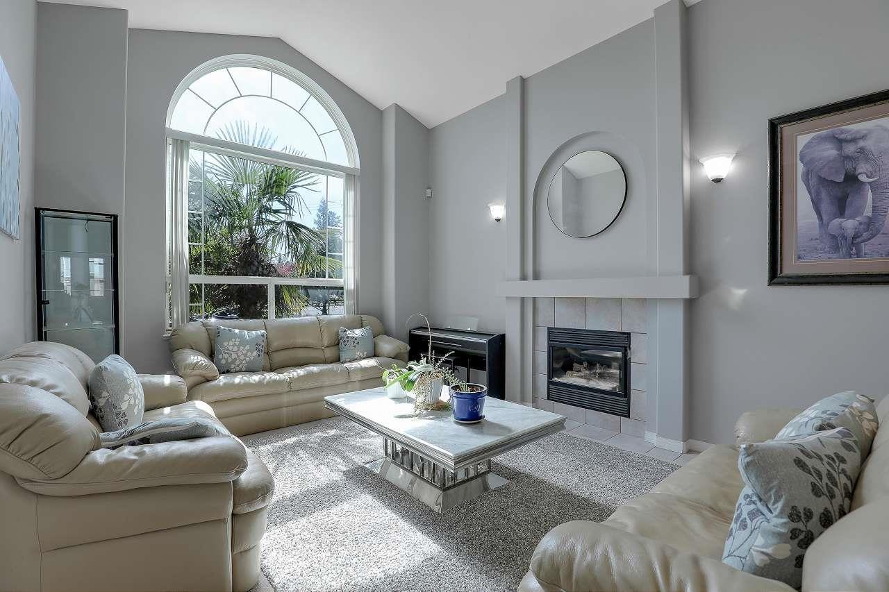 Photo 3 of 16865 80 Avenue, Surrey BC