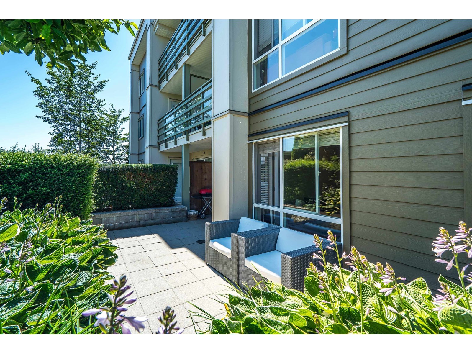 Photo 1 of 255 15850 26 Avenue, Surrey BC