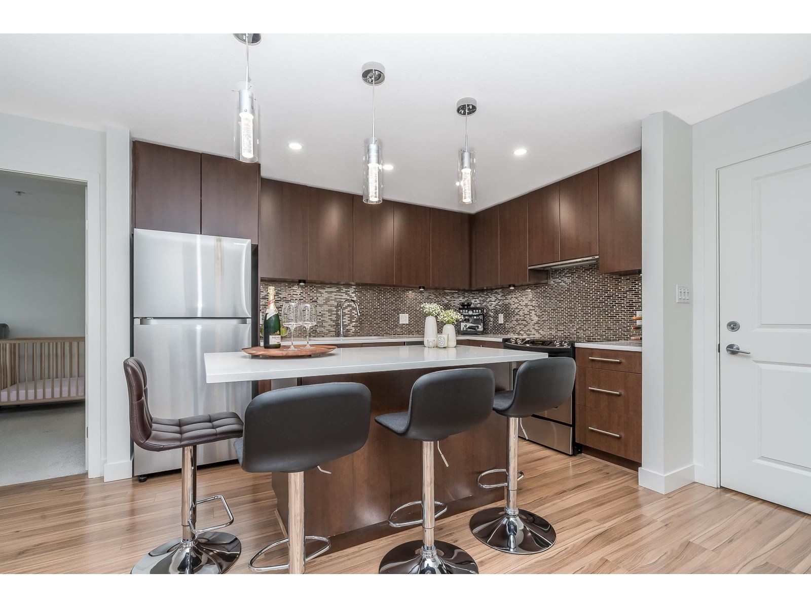 Photo 14 of 255 15850 26 Avenue, Surrey BC