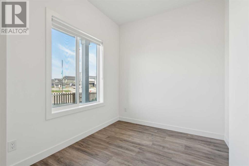 Photo 5 of 202 24 Rivercrest Drive, Cochrane AB