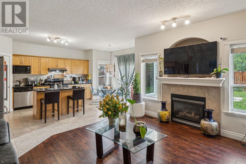 Single Family House for Sale in  Royal Birch Terrace NW Royal Oak Calgary 