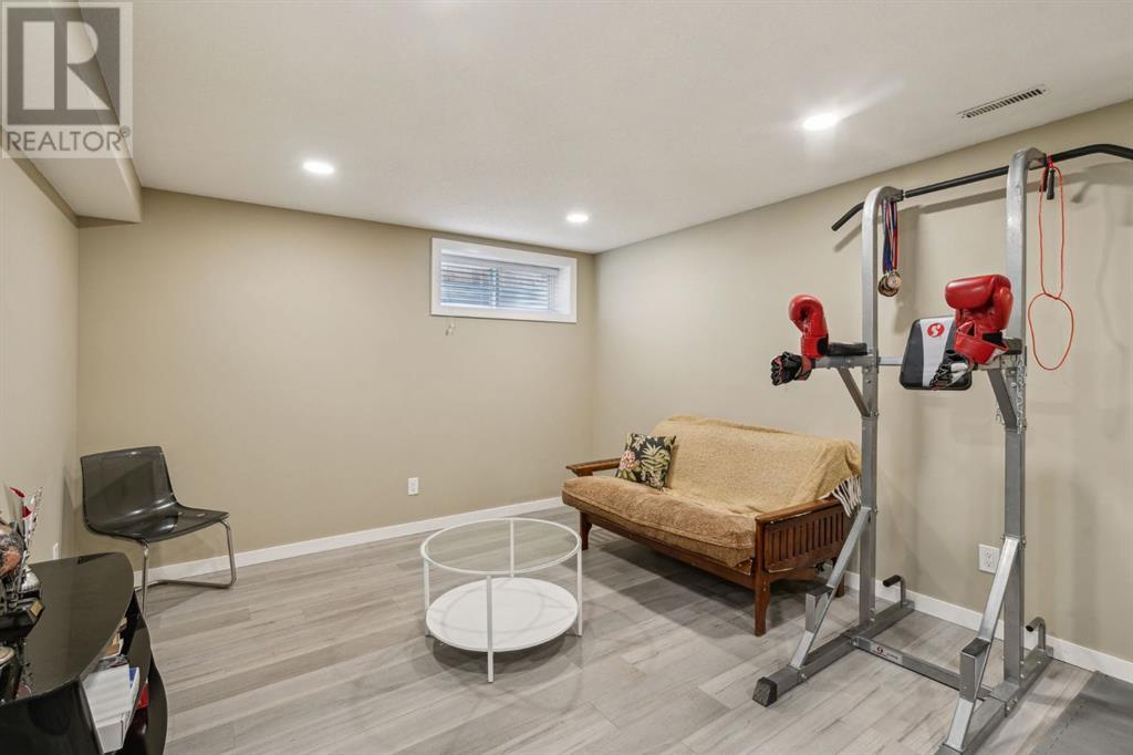Single Family House for Sale in  Royal Birch Terrace NW Royal Oak Calgary 
