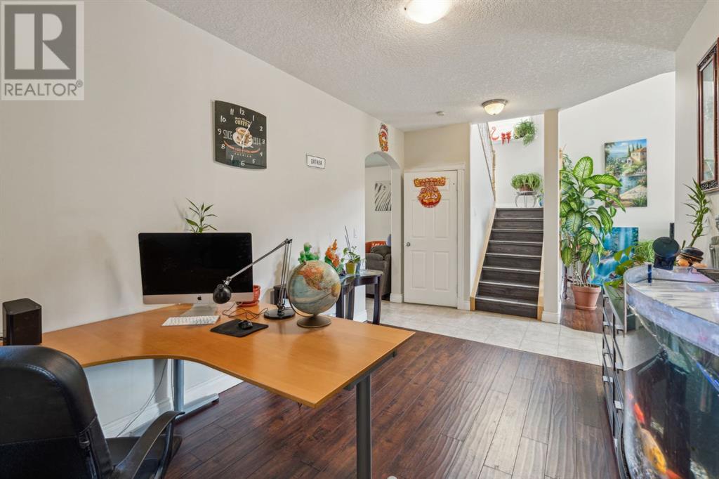 Single Family House for Sale in  Royal Birch Terrace NW Royal Oak Calgary 