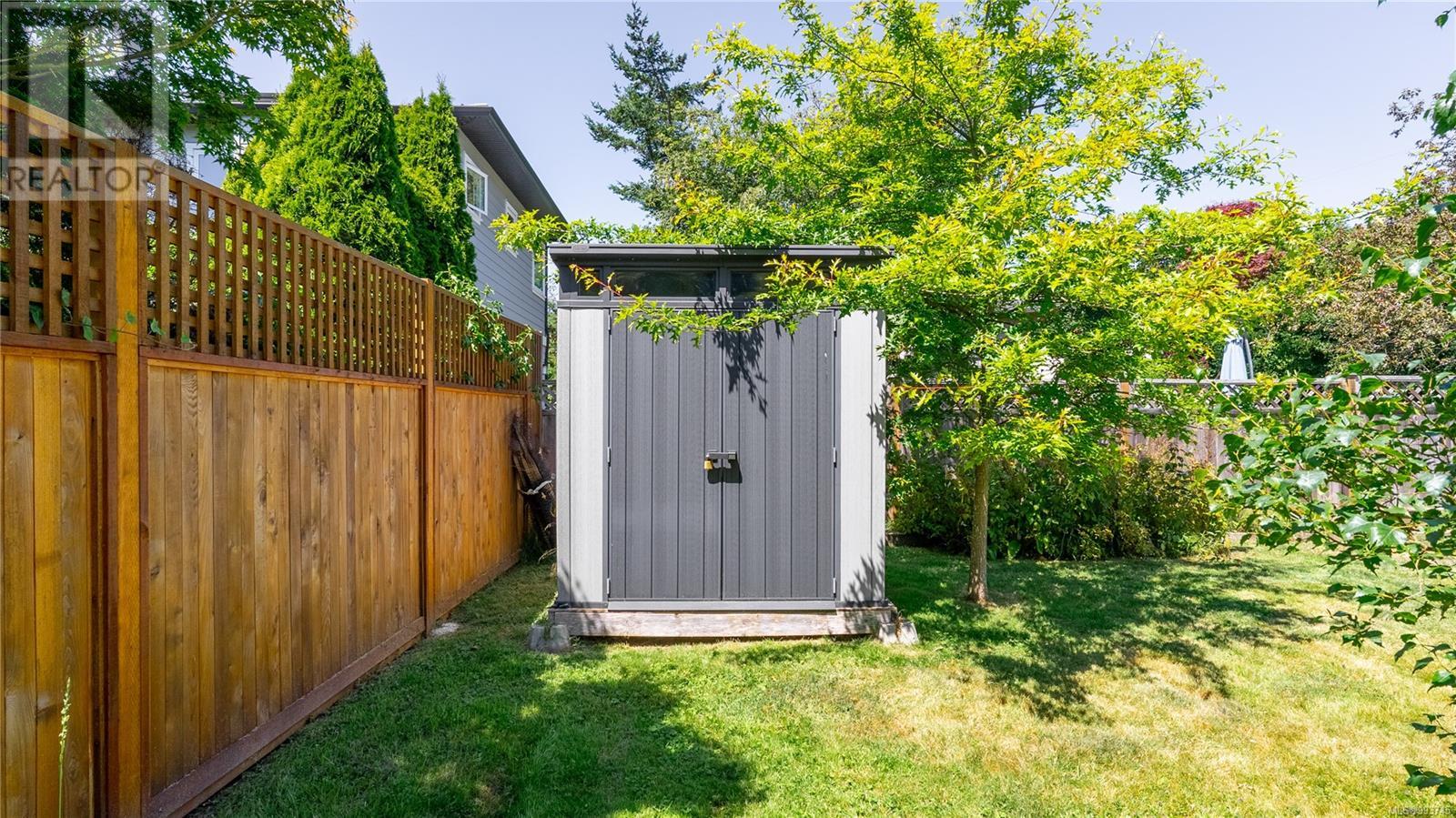 Photo 33 of 2075 Lorne Terr, Oak Bay BC