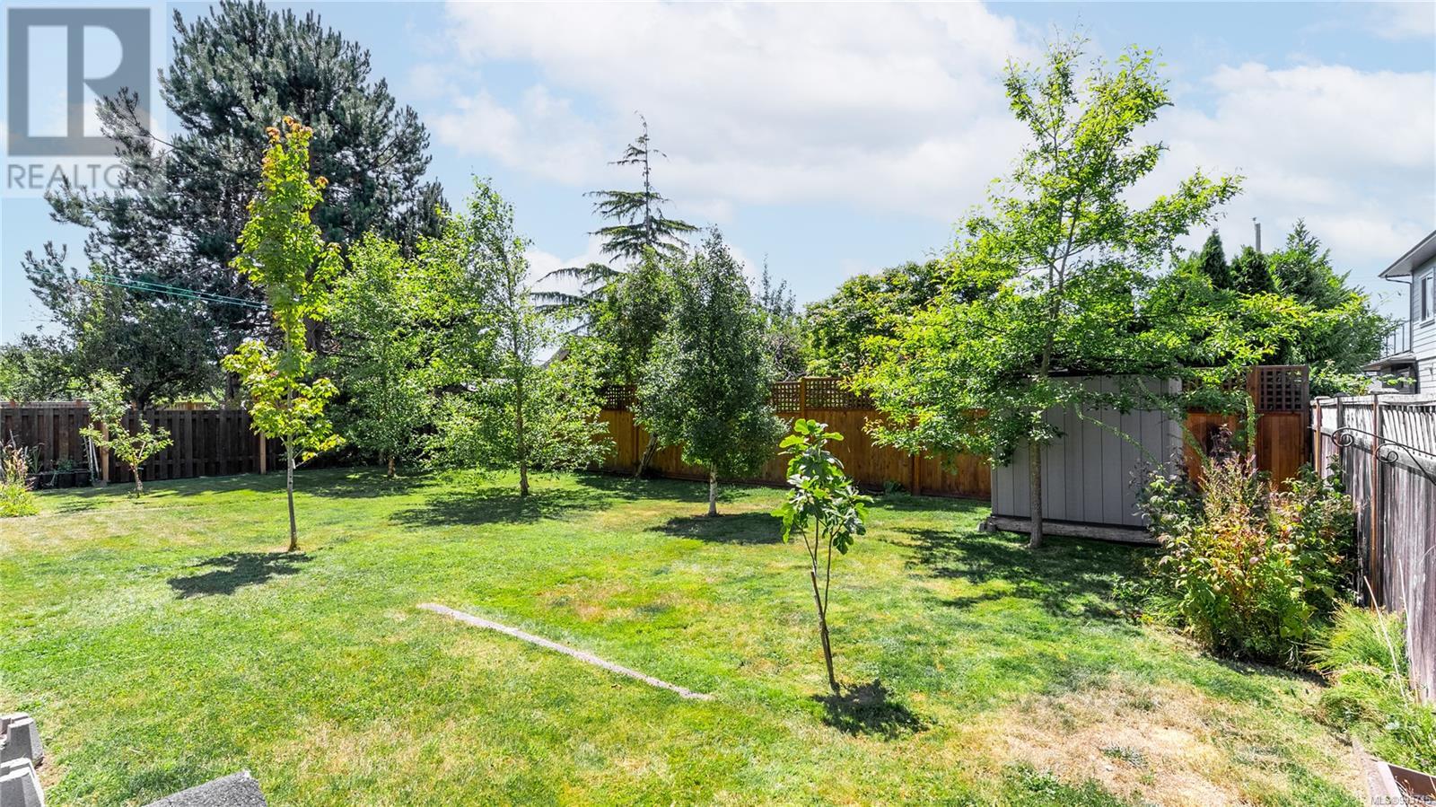 Photo 32 of 2075 Lorne Terr, Oak Bay BC