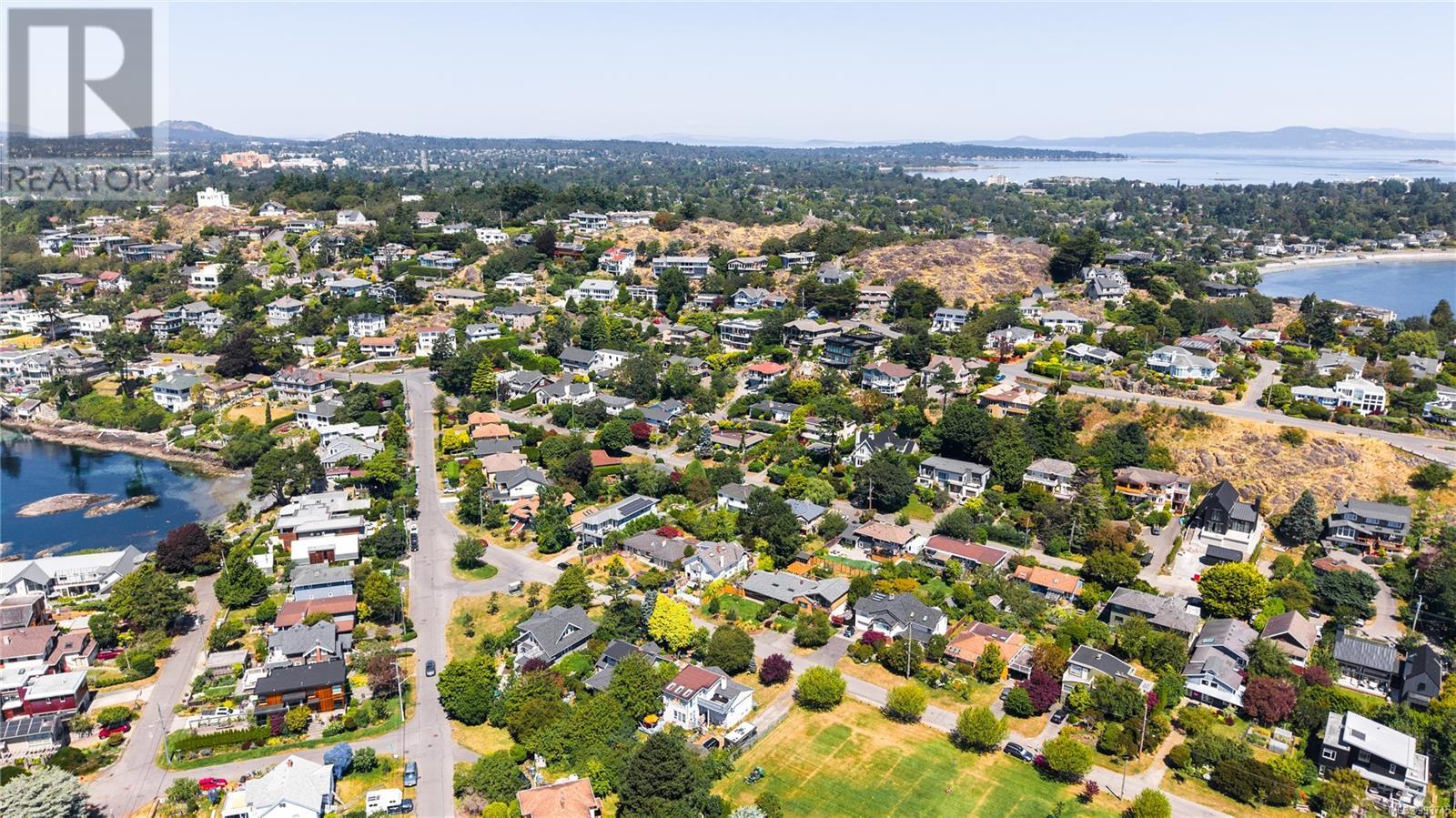 Photo 46 of 2075 Lorne Terr, Oak Bay BC