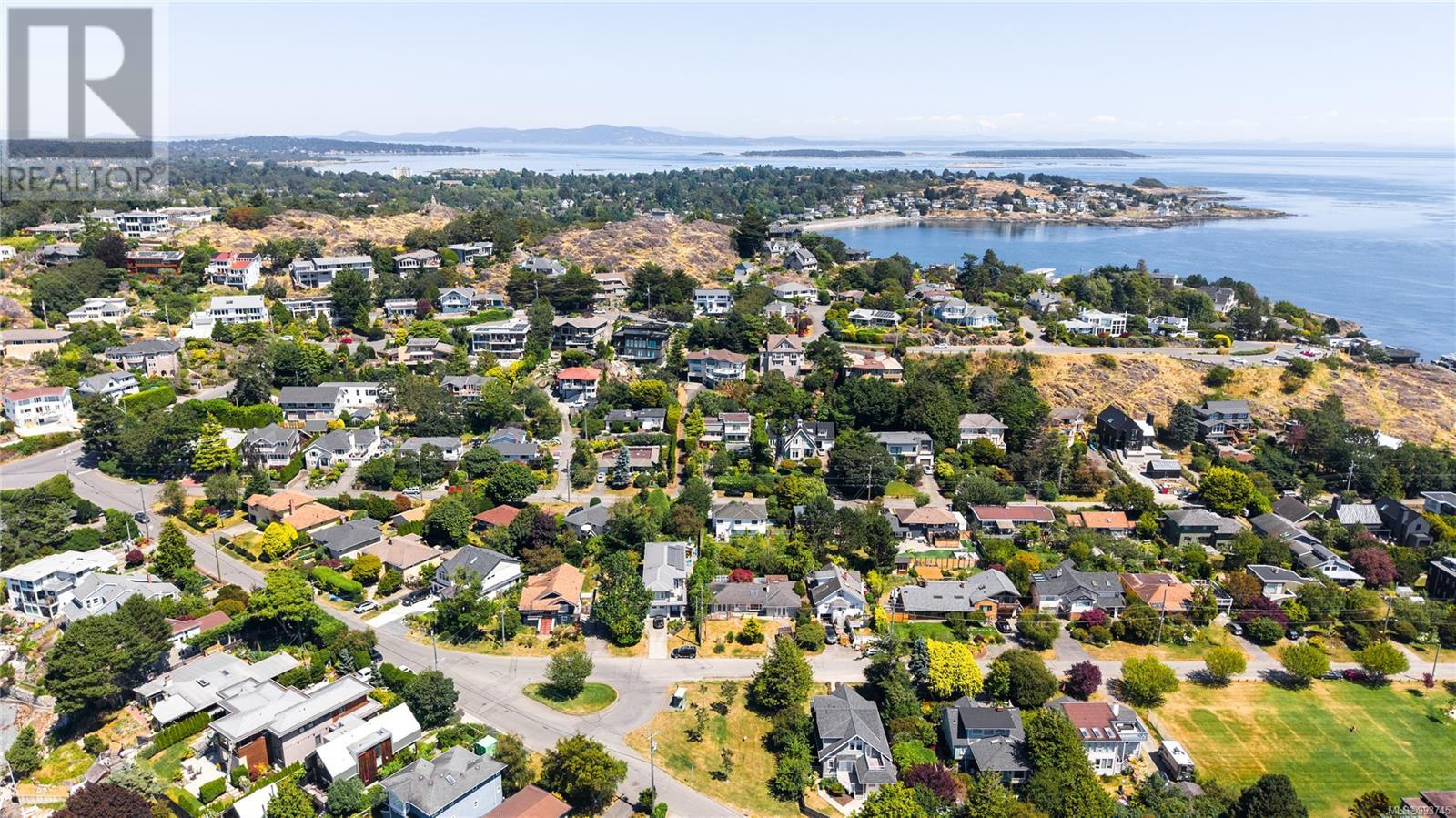 Photo 47 of 2075 Lorne Terr, Oak Bay BC