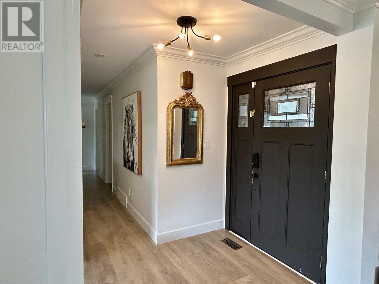 Photo 6 of 21673 Exeter Avenue, Maple Ridge BC