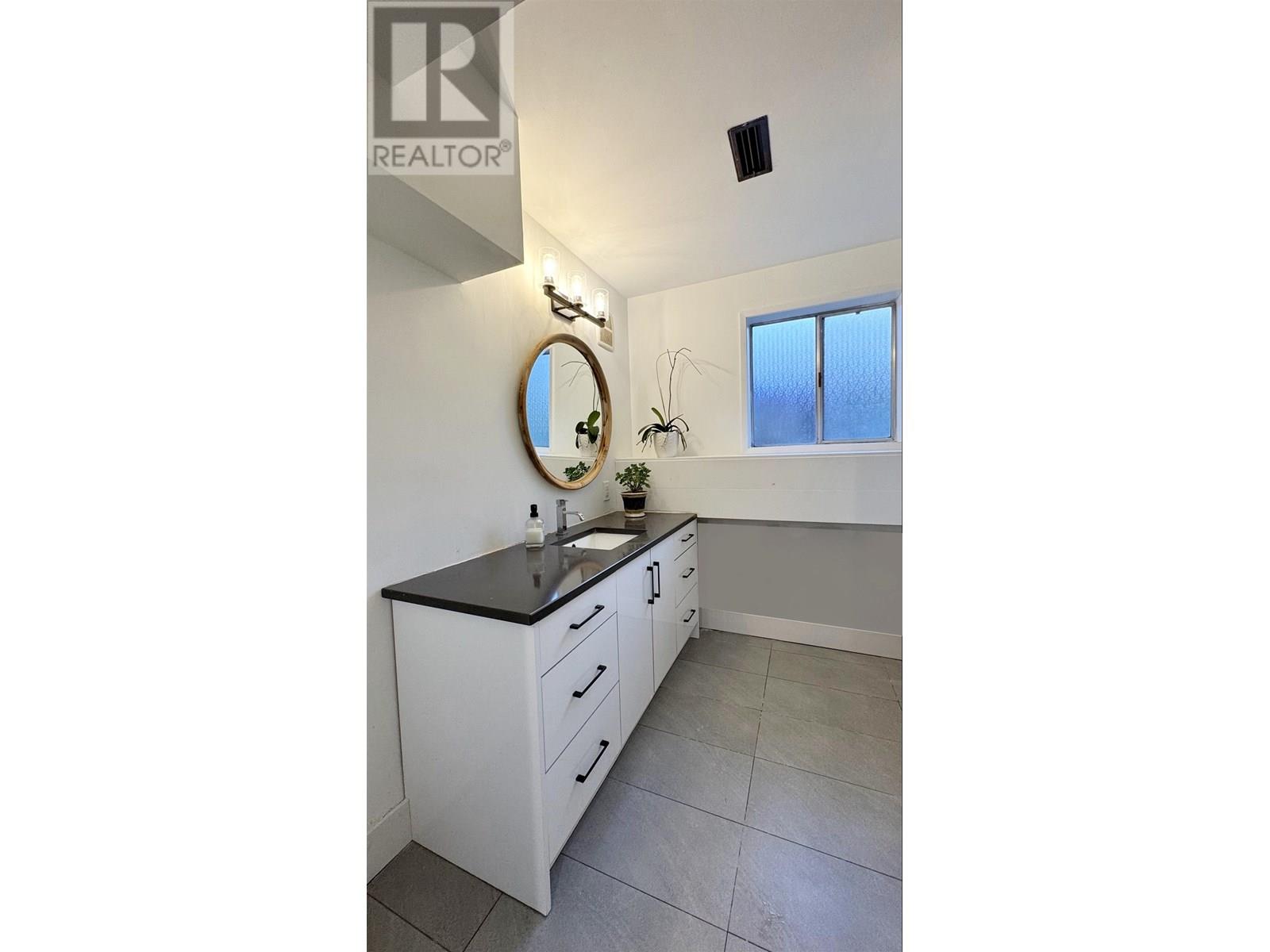 Photo 22 of 21673 Exeter Avenue, Maple Ridge BC