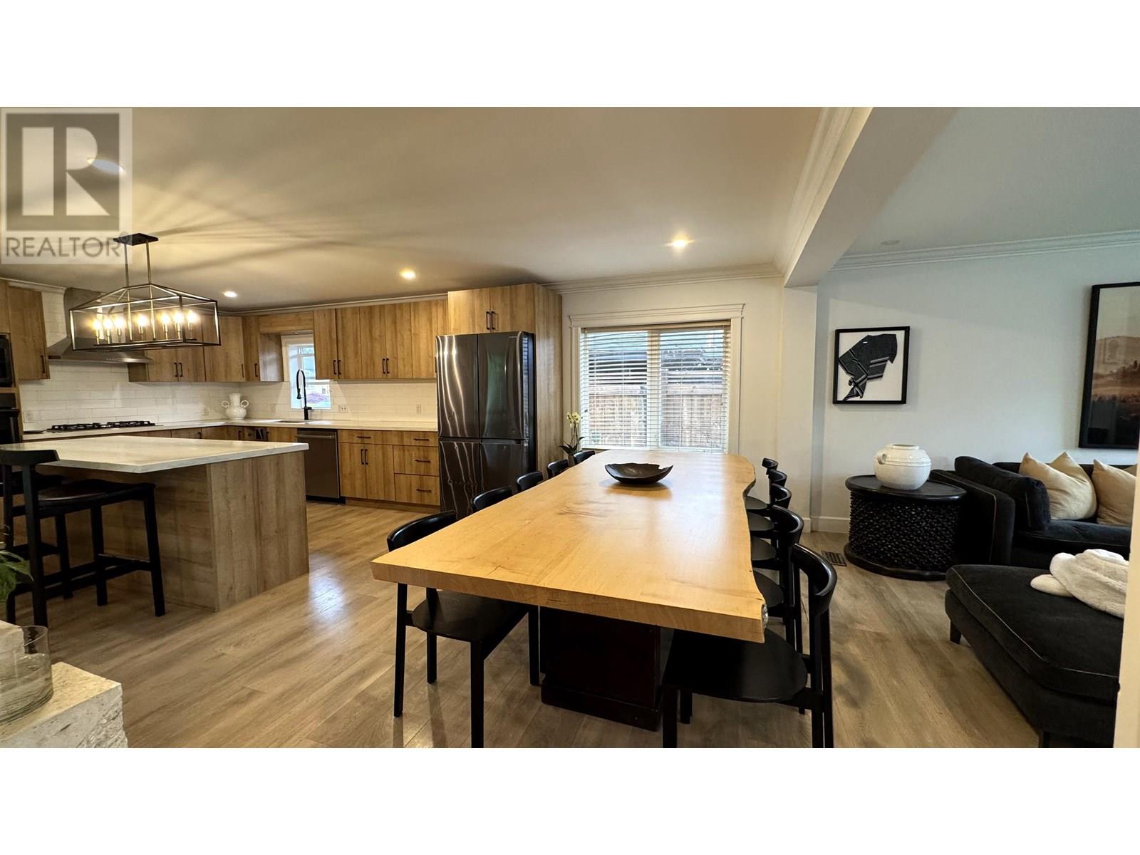 Photo 10 of 21673 Exeter Avenue, Maple Ridge BC