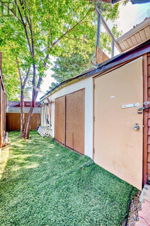 Single Family House Mobile Home for Sale in    Street NW Greenwood/Greenbriar Calgary 
