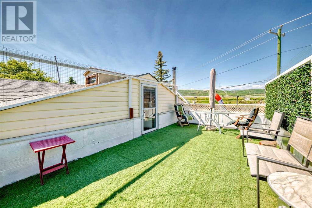 Single Family House Mobile Home for Sale in    Street NW Greenwood/Greenbriar Calgary 