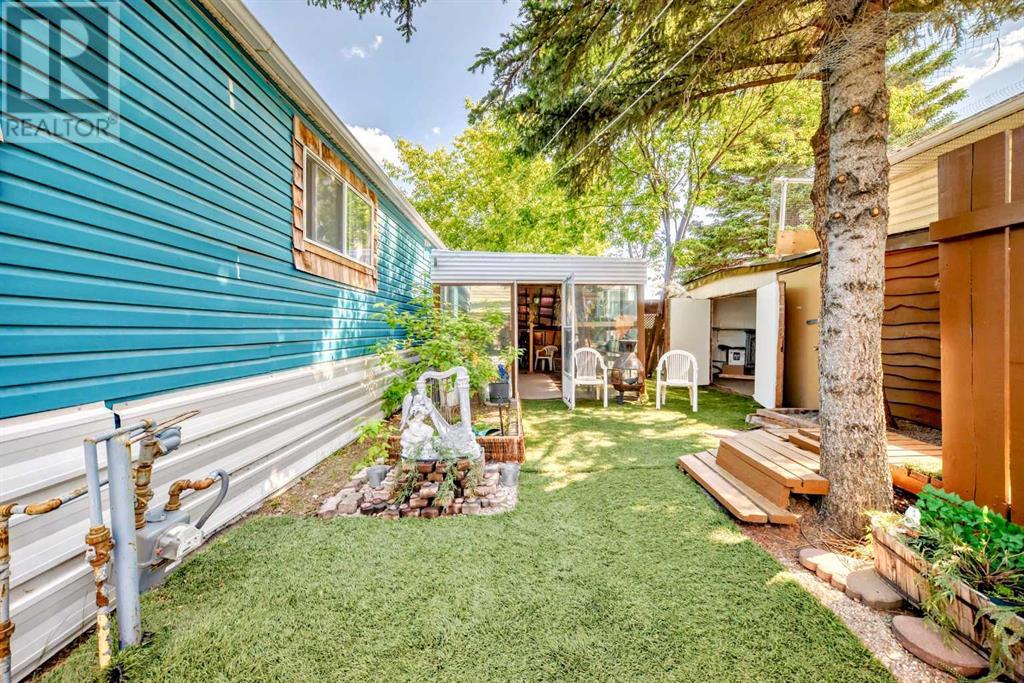 Single Family House Mobile Home for Sale in    Street NW Greenwood/Greenbriar Calgary 
