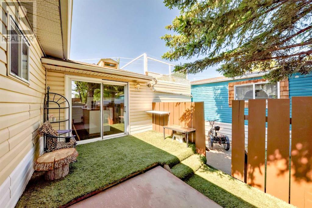 Single Family House Mobile Home for Sale in    Street NW Greenwood/Greenbriar Calgary 
