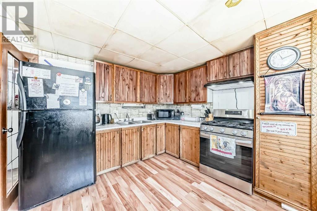 Single Family House Mobile Home for Sale in    Street NW Greenwood/Greenbriar Calgary 