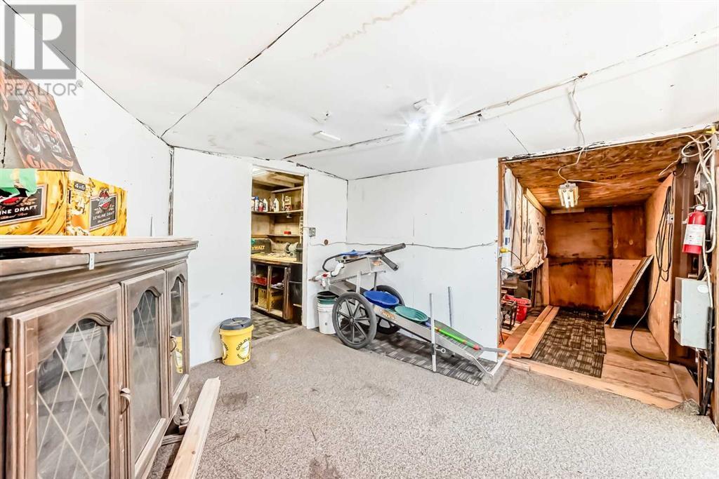 Single Family House Mobile Home for Sale in    Street NW Greenwood/Greenbriar Calgary 