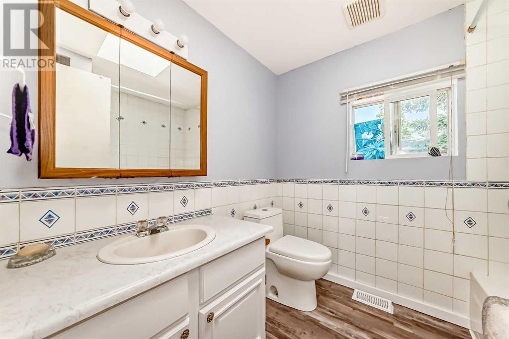 Single Family House Mobile Home for Sale in    Street NW Greenwood/Greenbriar Calgary 