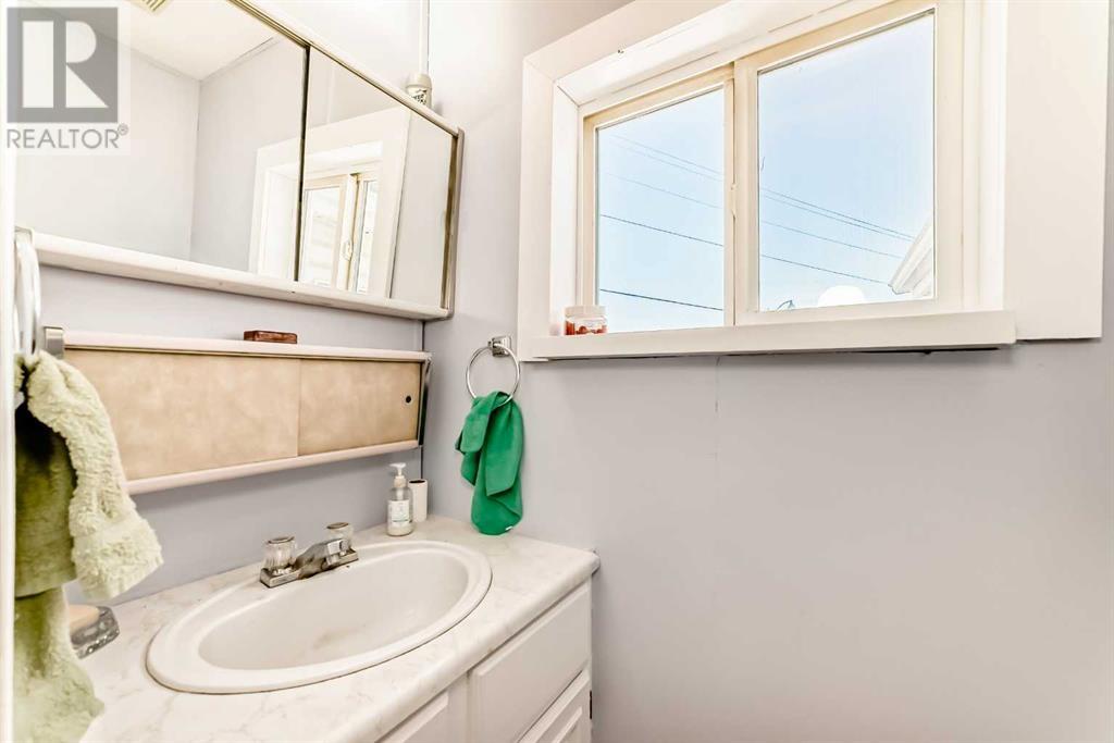 Single Family House Mobile Home for Sale in    Street NW Greenwood/Greenbriar Calgary 